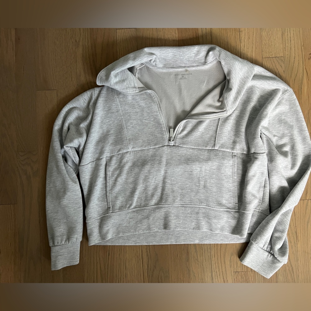 Travismathew Skyloft Soft Half Zip size M Heather Light Grey Gray